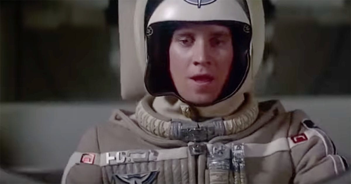 Alex Rogan piloting the Gunstar spacecraft with co-pilot Grig