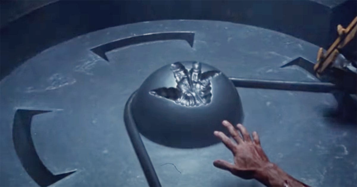 Total Recall 1990 alien reactor handprint symbolizing identity destiny and the struggle for freedom on Mars.