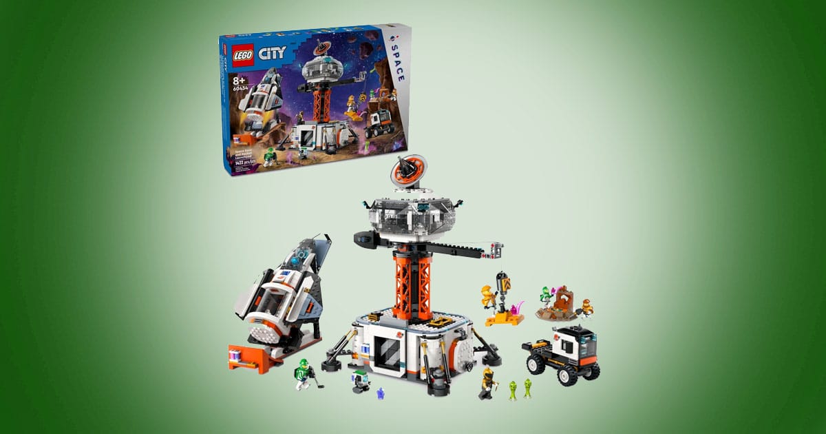 LEGO City Space Base and Rocket Launchpad set with rocket, tower, minifigures, and aliens displayed on green background.