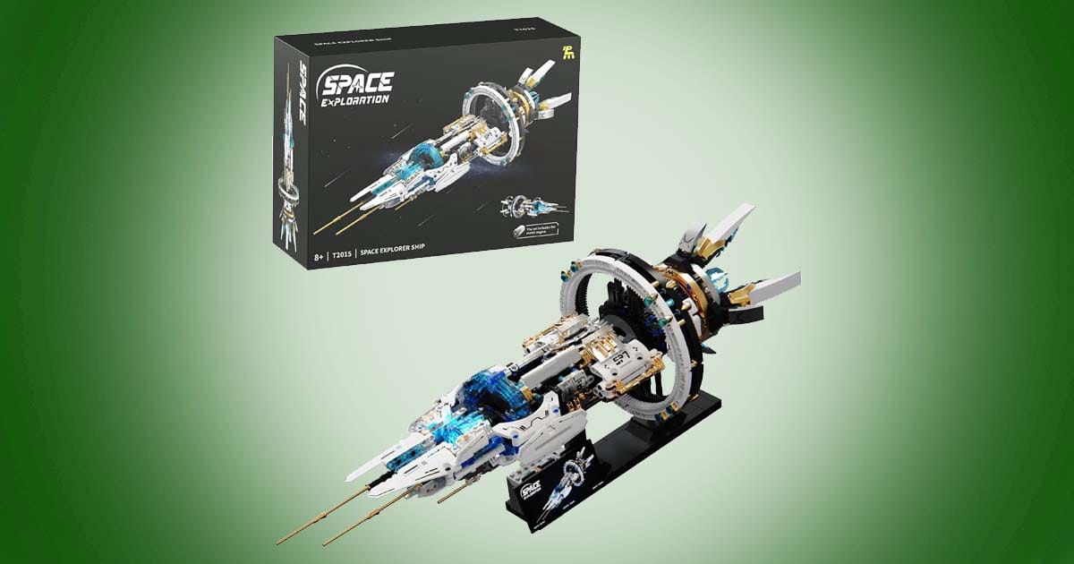 Lego-compatible space station building set with detailed spacecraft design and display stand shown with box on green background.