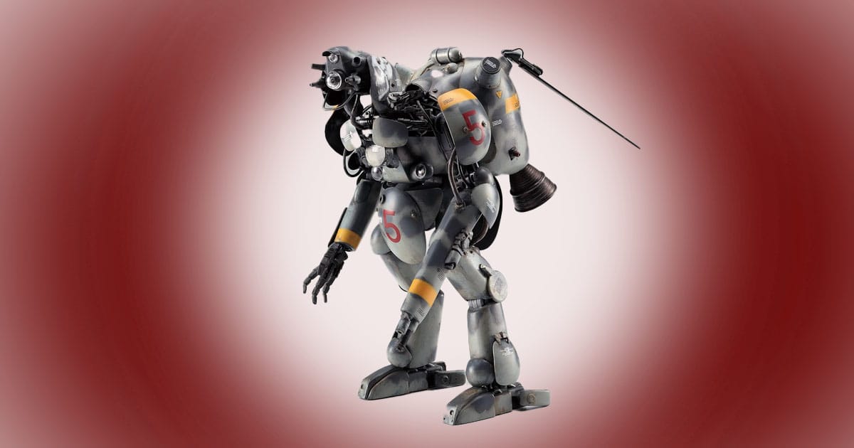Unmanned interceptor Grober Hund science fiction model kit shown assembled with weathered armor, mechanical limbs, and backpack unit.