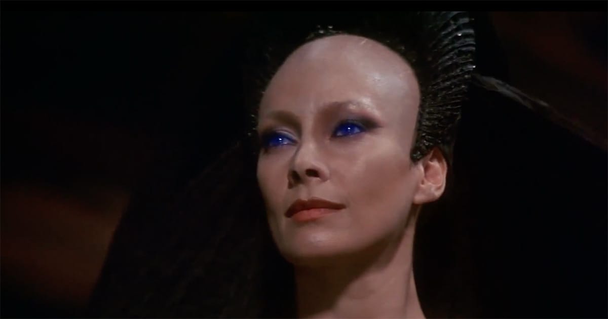 Reverend Mother Gaius Helen Mohiam of the Bene Gesserit with blue spice eyes in "Dune" (1984).