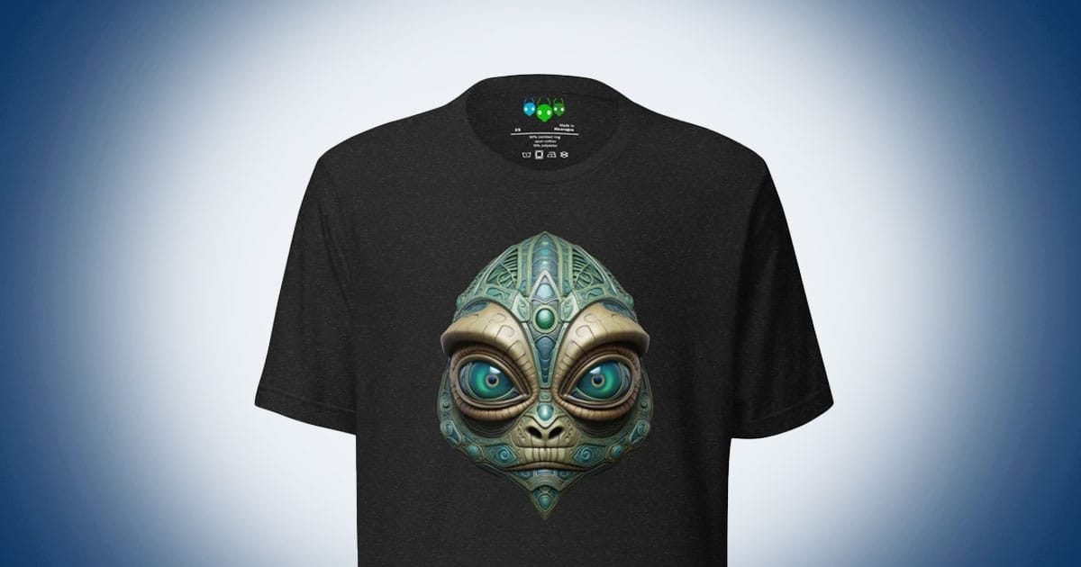 Alien lizard head sci fi t shirt black with detailed extraterrestrial design centered on chest