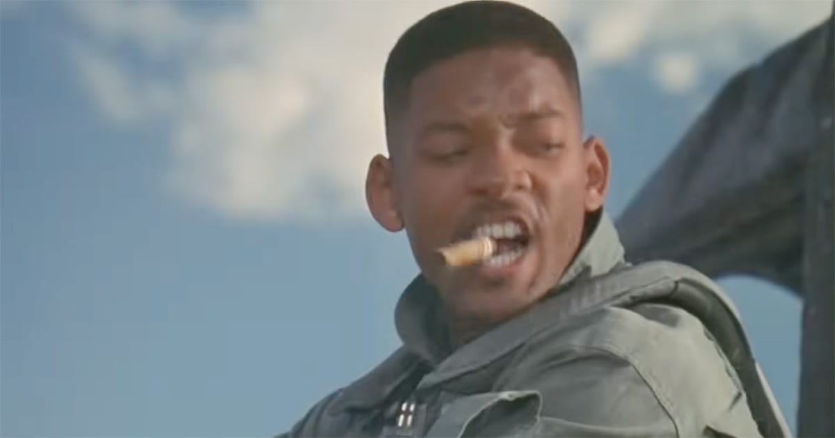 Captain Steven Hiller preparing for battle against alien forces in "Independence Day".